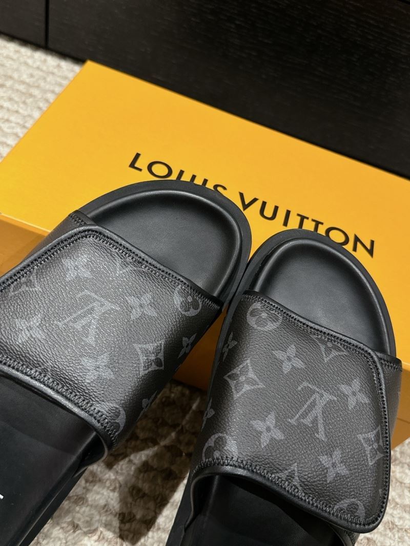 Louis Vuitton Slippers